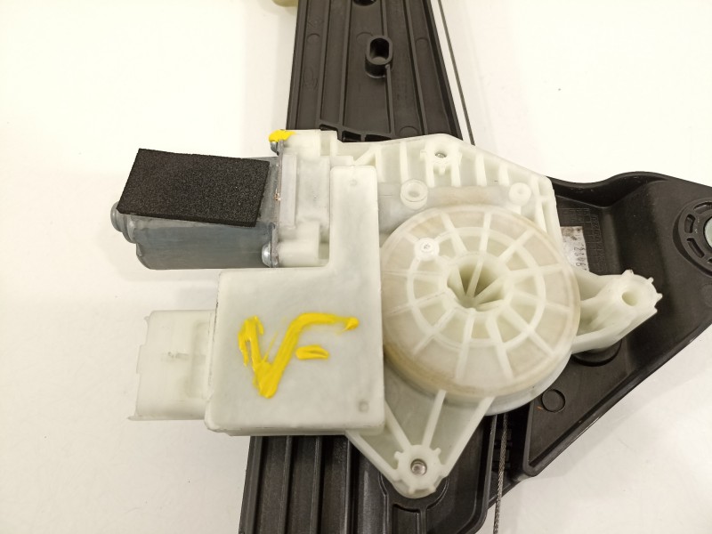 Recambio de elevalunas delantero izquierdo para renault clio v rja/be2/mt5ta08a5000 referencia OEM IAM 807216723R  