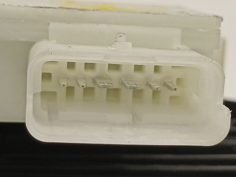 Recambio de elevalunas delantero izquierdo para renault clio v rja/be2/mt5ta08a5000 referencia OEM IAM 807216723R  