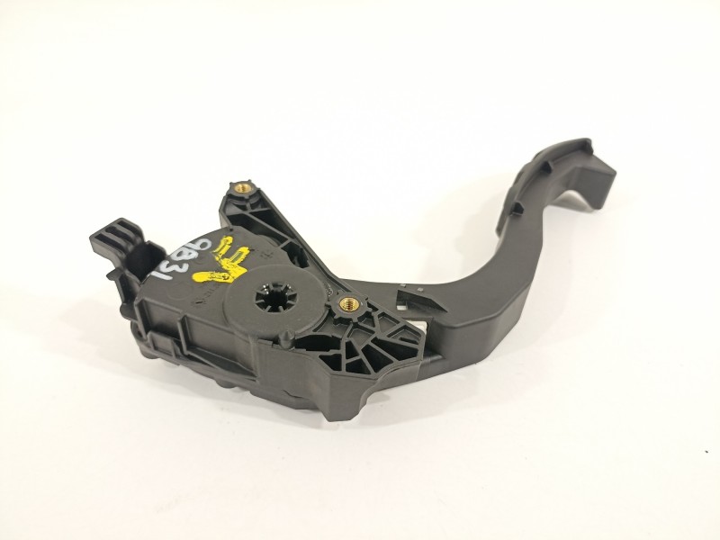 Recambio de potenciometro pedal para renault clio v rja/be2/mt5ta08a5000 referencia OEM IAM 180108467R 6PV01290203 