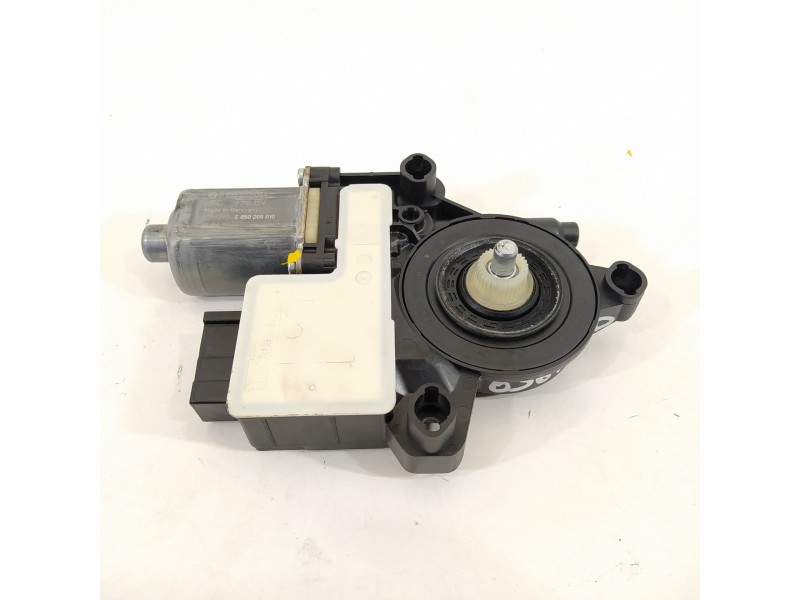 Recambio de motor elevalunas delantero derecho para seat arona fr referencia OEM IAM 2Q1959882D 0130822064 