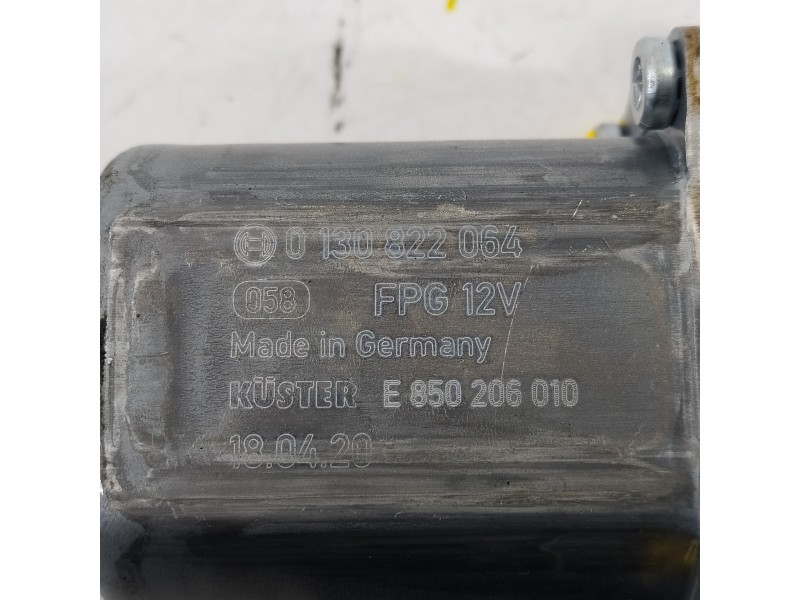 Recambio de motor elevalunas delantero derecho para seat arona fr referencia OEM IAM 2Q1959882D 0130822064 