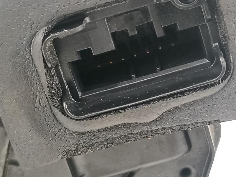 Recambio de cerradura puerta delantera derecha para volkswagen golf vi (5k1) advance referencia OEM IAM 5K1837016B  