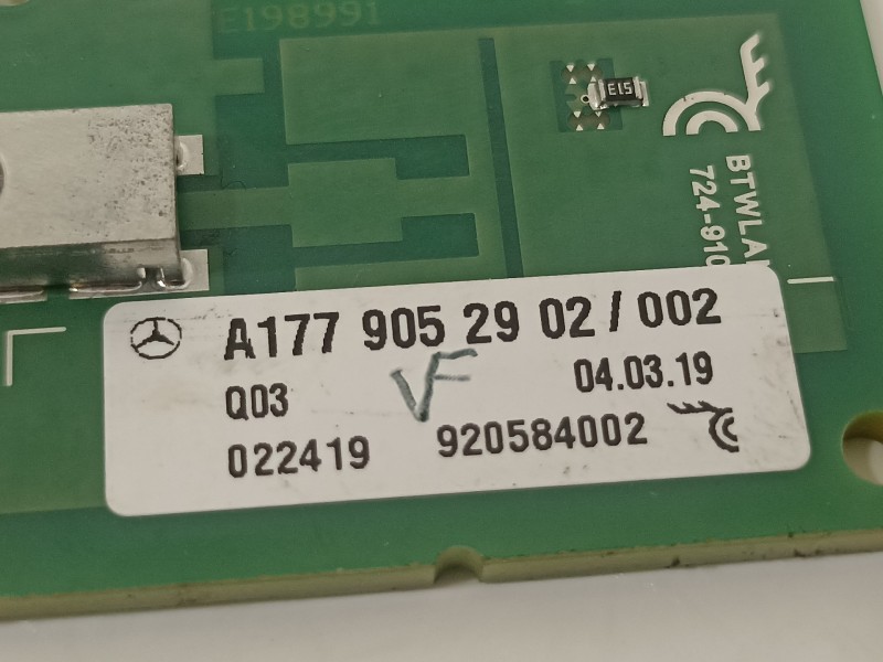 Recambio de antena para mercedes-benz clase b (w247) 247 referencia OEM IAM A1779052902  