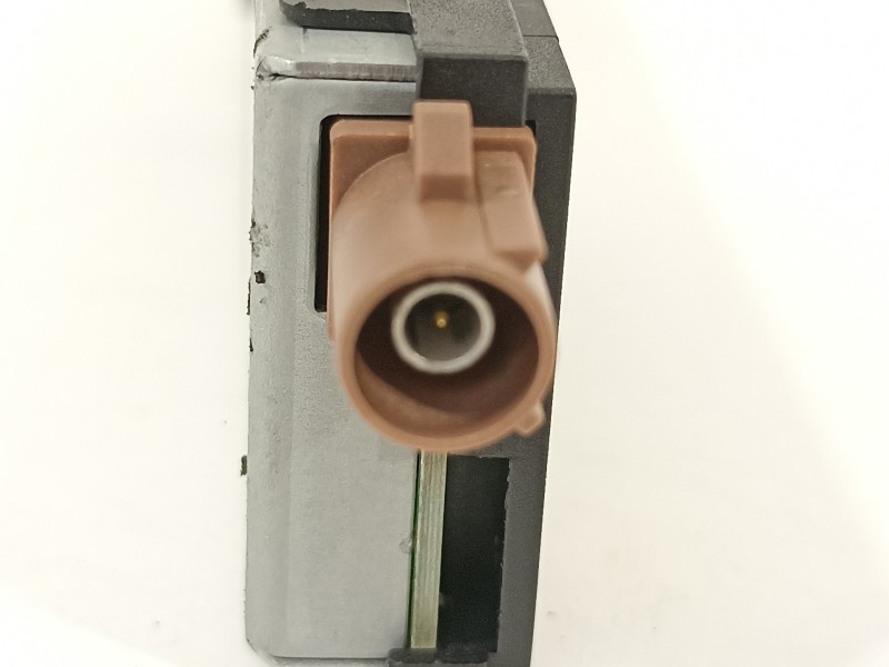 Recambio de antena para mercedes-benz clase b (w247) 247 referencia OEM IAM A2139056500  