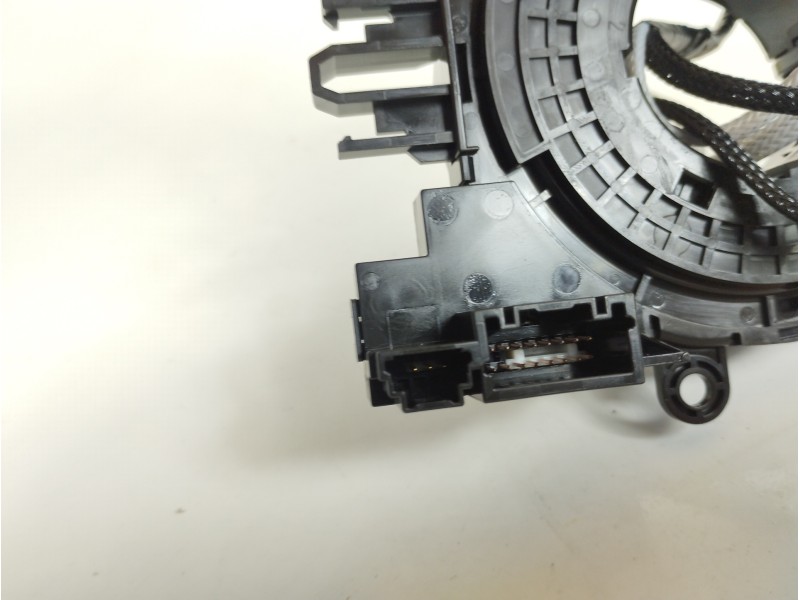 Recambio de anillo airbag para renault clio v rja/be2/mt5ta08a5000 referencia OEM IAM 255549585R  