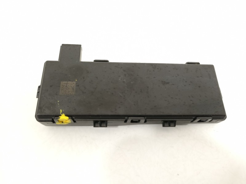 Recambio de modulo electronico para opel corsa e selective referencia OEM IAM 13503204  