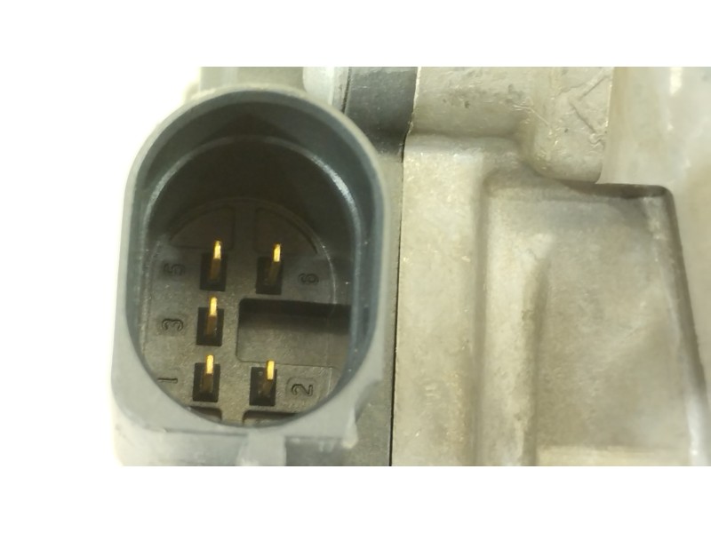 Recambio de valvula egr para volkswagen caddy furgón/kombi furgón bluemotion referencia OEM IAM 04L131501R  