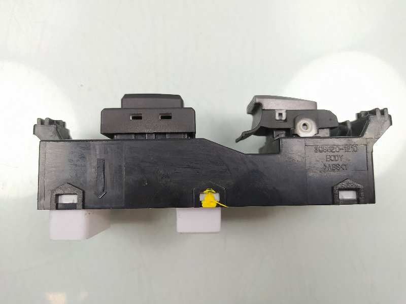 Recambio de mando elevalunas trasero izquierdo para hyundai santa fe (dm) style 4wd referencia OEM IAM 935802W600 39S5211000 