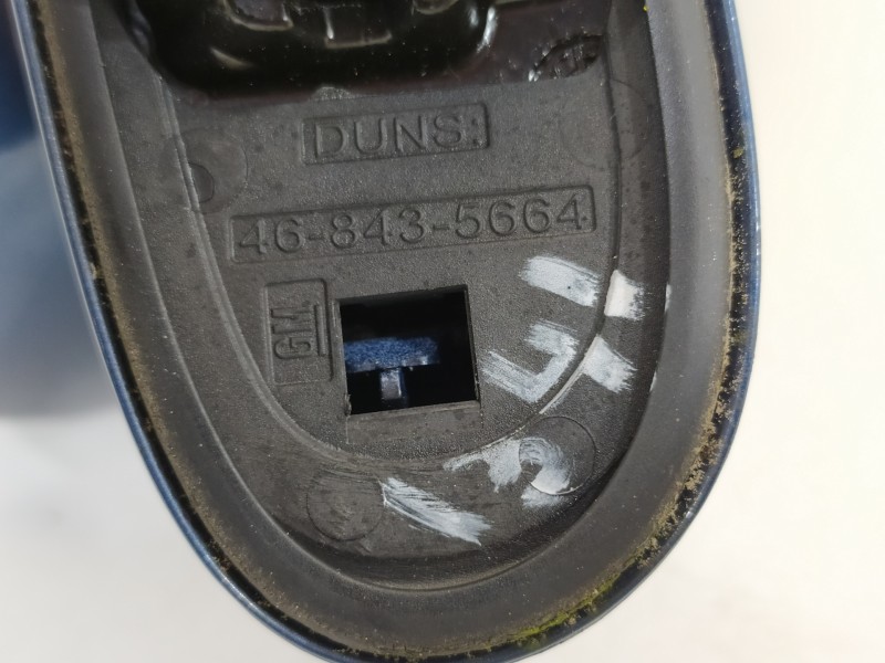 Recambio de retrovisor derecho para opel corsa e selective referencia OEM IAM 468435664  