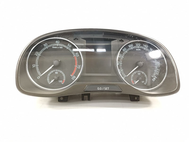 Recambio de cuadro instrumentos para skoda fabia active referencia OEM IAM 6V0920740E  
