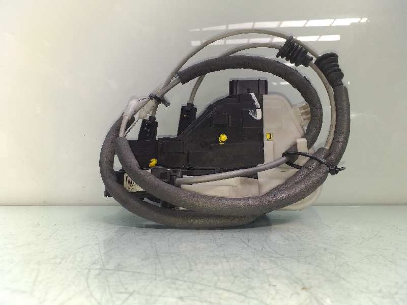 Recambio de cerradura puerta trasera izquierda para hyundai santa fe (dm) style 4wd referencia OEM IAM 814102W010CF1  