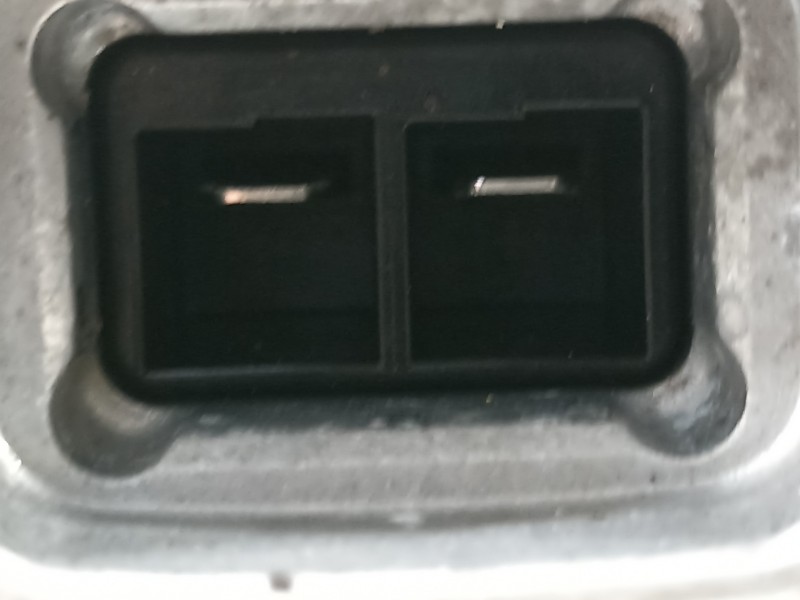 Recambio de compresor aire acondicionado para toyota auris hybrid active referencia OEM IAM 422001330  