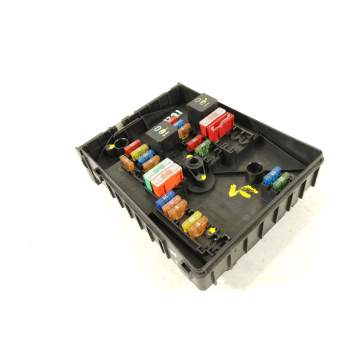 CAJA RELES / FUSIBLES 1K0937125B 