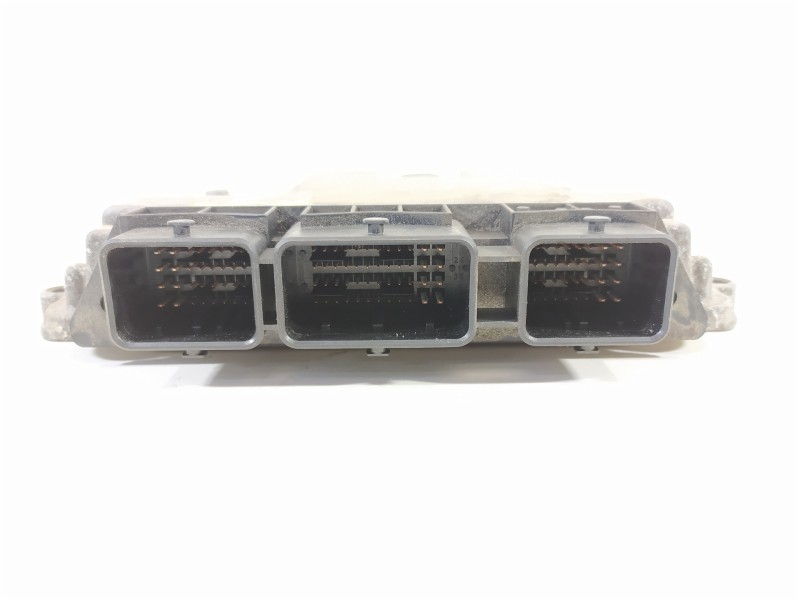 Recambio de centralita motor uce para citroën c3 hdi 70 furio referencia OEM IAM 9656709880 0281011785 