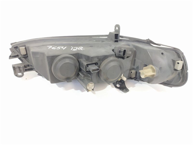 Recambio de faro izquierdo para opel vectra b berlina elegance referencia OEM IAM 90586844  