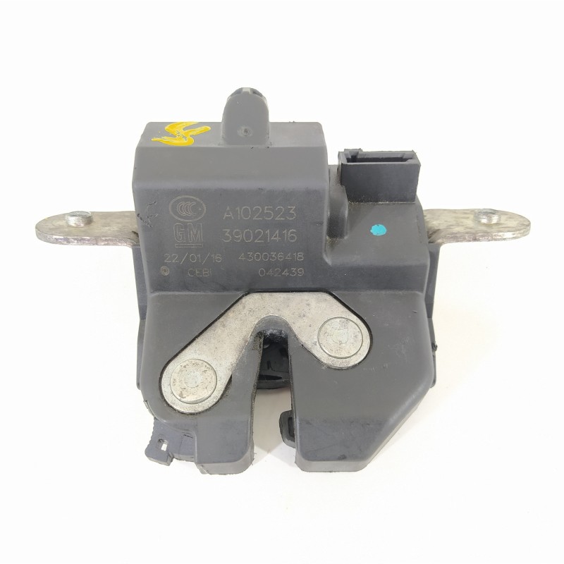 Recambio de cerradura maletero / porton para opel corsa e selective referencia OEM IAM 39021416  