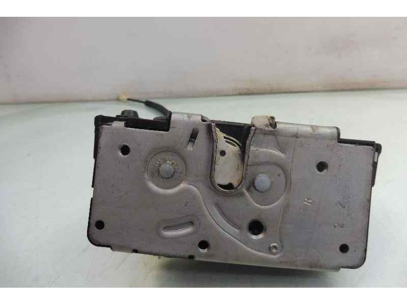 Recambio de cerradura puerta trasera derecha para opel corsa e selective referencia OEM IAM 13431845  