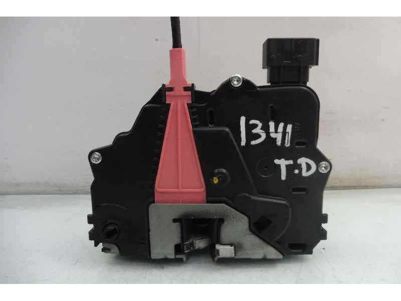 Recambio de cerradura puerta trasera derecha para opel corsa e selective referencia OEM IAM 13431845  