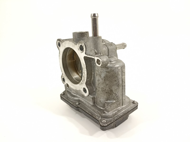 Recambio de caja mariposa para toyota auris hybrid active referencia OEM IAM 2203037060  