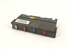 Recambio de caja reles / fusibles para toyota auris hybrid active referencia OEM IAM 8264147020   2