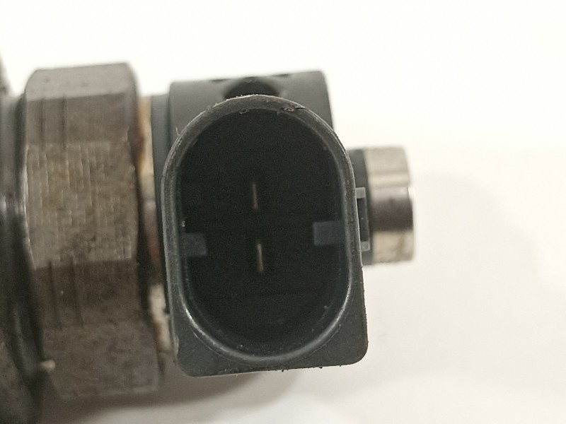 Recambio de inyector para skoda superb combi (3t5) exclusive 4x4 referencia OEM IAM 03L130855CX 0986435167 