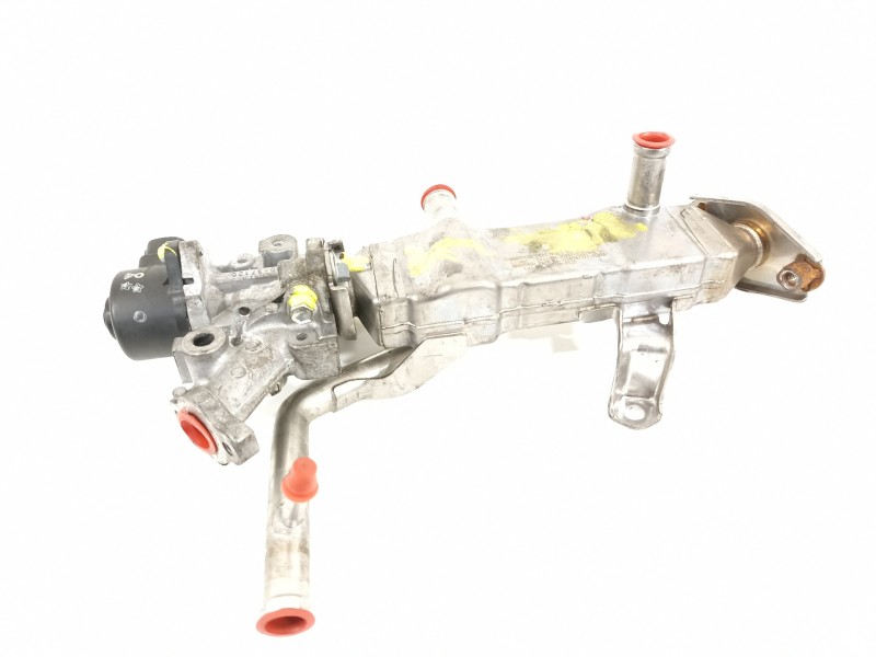 Recambio de enfriador egr para toyota auris hybrid active referencia OEM IAM J2D02072Y1 2562037120 