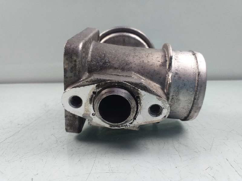 Recambio de valvula egr para bmw serie 5 berlina (e39) 525tds referencia OEM IAM 11712247177 721920 97T293