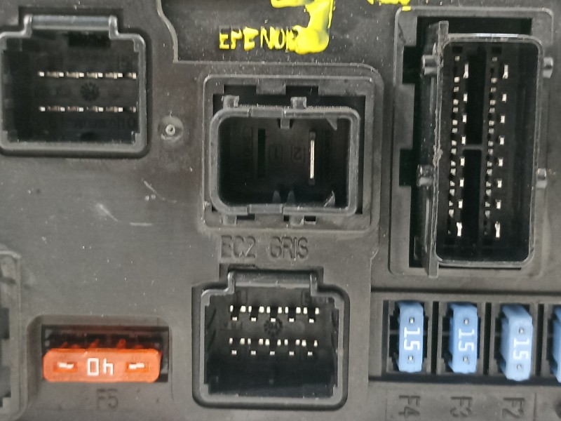 Recambio de caja reles / fusibles para peugeot 407 st confort referencia OEM IAM 9656148080  