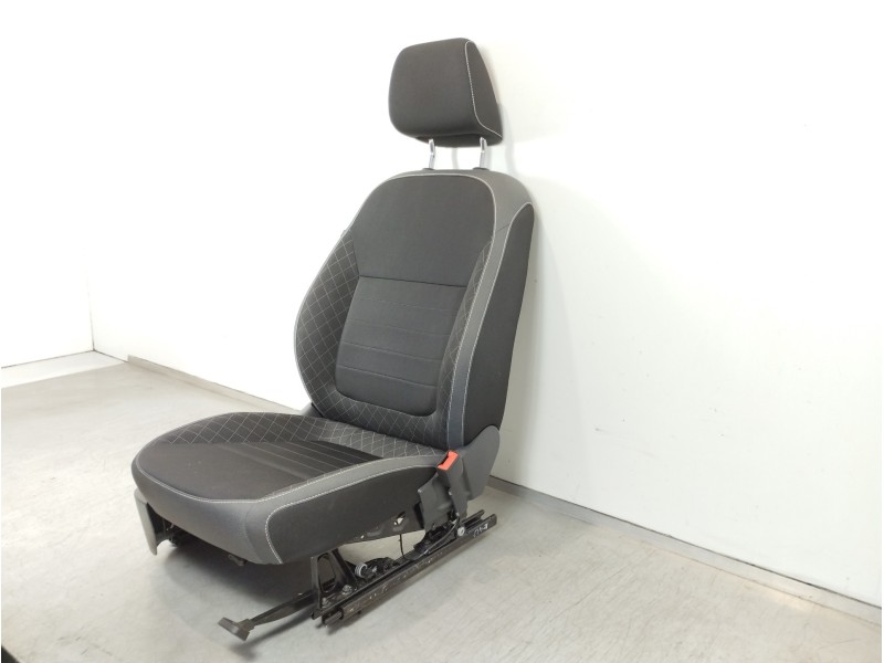 Recambio de asiento delantero derecho para skoda fabia active referencia OEM IAM 6R4881106  