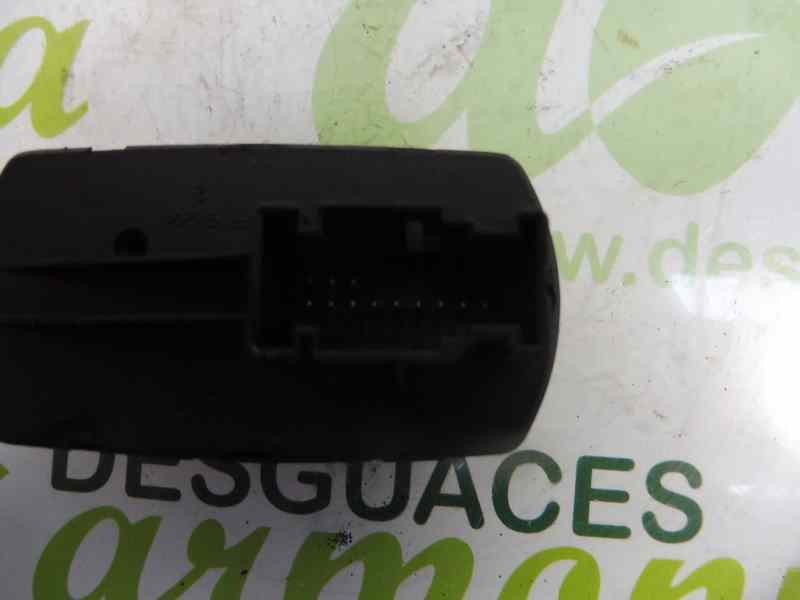 Recambio de mando elevalunas delantero izquierdo para opel corsa d sport referencia OEM IAM 13258522  