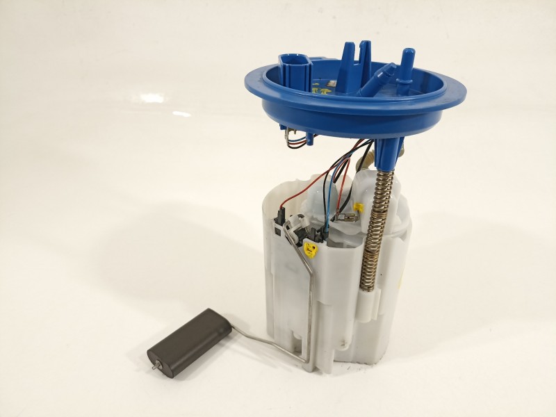 Recambio de bomba combustible para audi a1 (8xk) adrenalin referencia OEM IAM 6C0919051G  