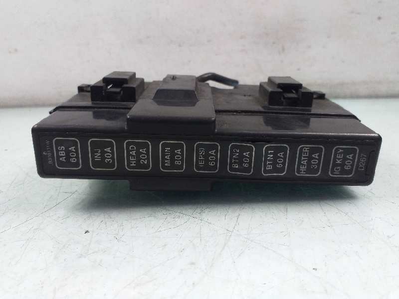 Recambio de caja reles / fusibles para mazda demio (dw) 1.5 active referencia OEM IAM FL500902B  