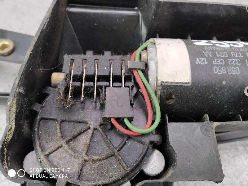 Recambio de motor limpia delantero para ford sierra berlina cl referencia OEM IAM 0390241322  