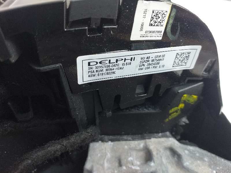 Recambio de volante para peugeot 308 style referencia OEM IAM 98084115XU  