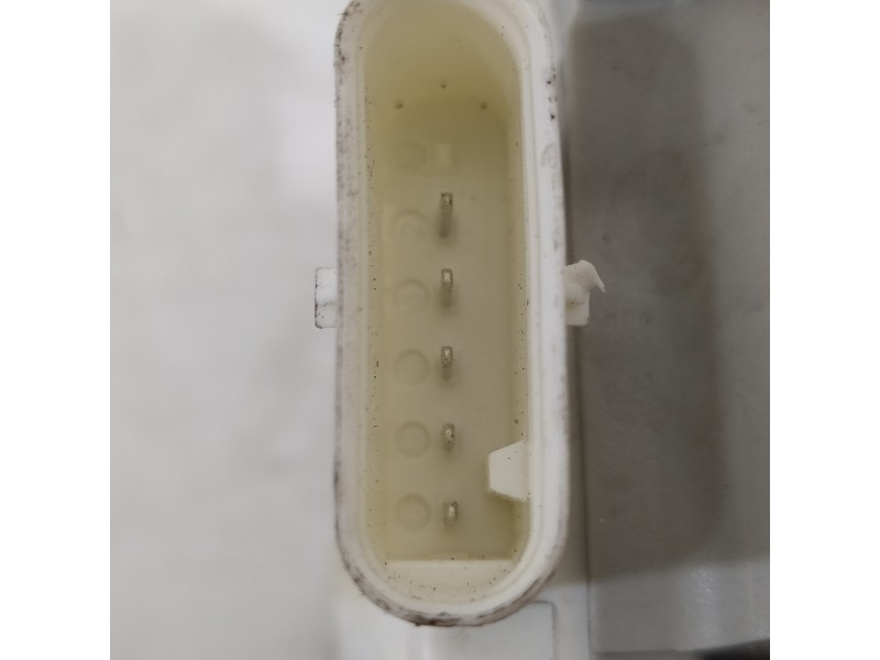 Recambio de cerradura puerta delantera derecha para audi a1 (8xk) adrenalin referencia OEM IAM 8J1837016C  