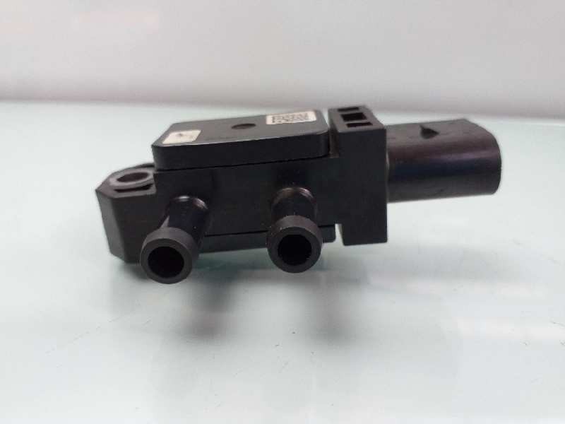 Recambio de valvula aire adicional para volkswagen polo (6c1) advance bluemotion referencia OEM IAM 04L906051  