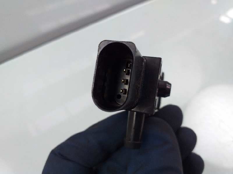 Recambio de valvula aire adicional para volkswagen polo (6c1) advance bluemotion referencia OEM IAM 04L906051  