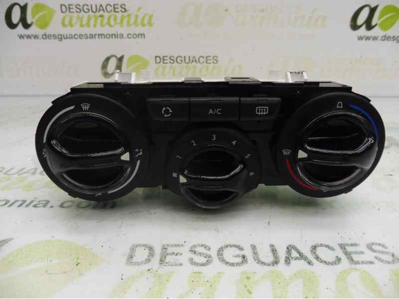 Recambio de mando calefaccion / aire acondicionado para peugeot 208 access referencia OEM IAM 96722483ZD  