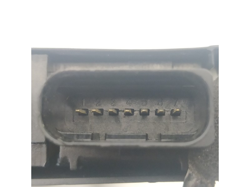 Recambio de cerradura puerta trasera izquierda para peugeot 308 style referencia OEM IAM 9826126080  