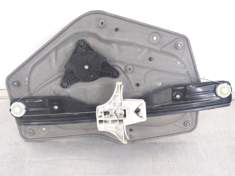 Recambio de elevalunas trasero izquierdo para skoda superb combi (3t5) exclusive 4x4 referencia OEM IAM 3T5839401A 8K0959811A 