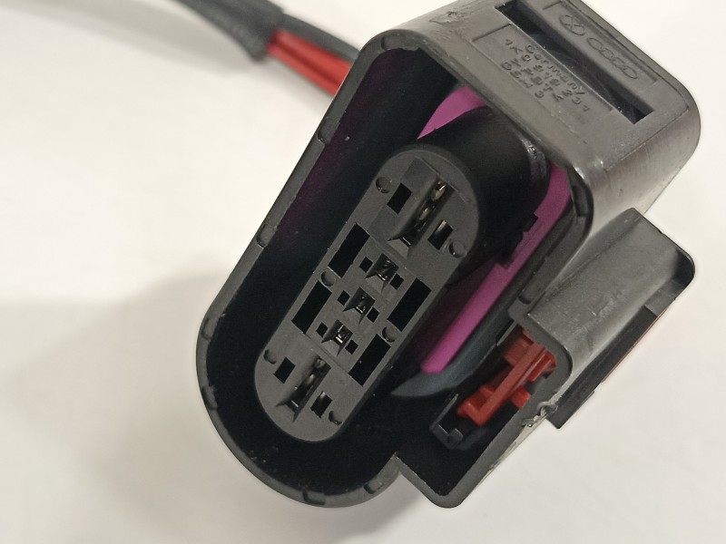 Recambio de modulo electronico para audi a1 (8xk) adrenalin referencia OEM IAM 1K0906093H  