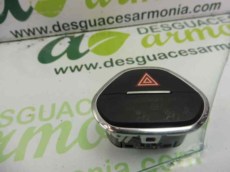 Recambio de warning para opel corsa e selective referencia OEM IAM 13363976  