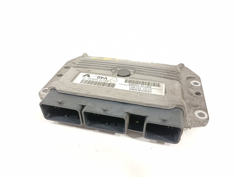 Recambio de centralita motor uce para renault megane iii berlina 5 p bose edition referencia OEM IAM 237100293R  