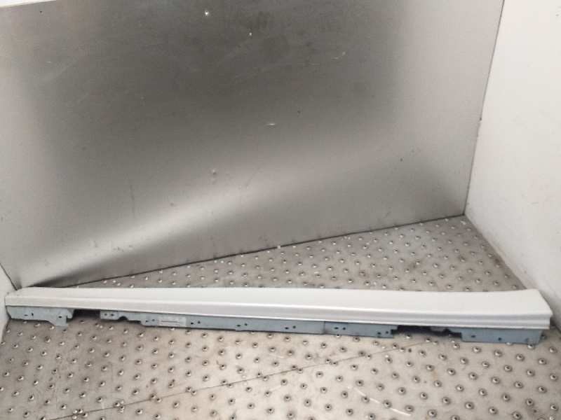 Recambio de faldon lateral para bmw serie 3 touring (f31) 320d referencia OEM IAM   