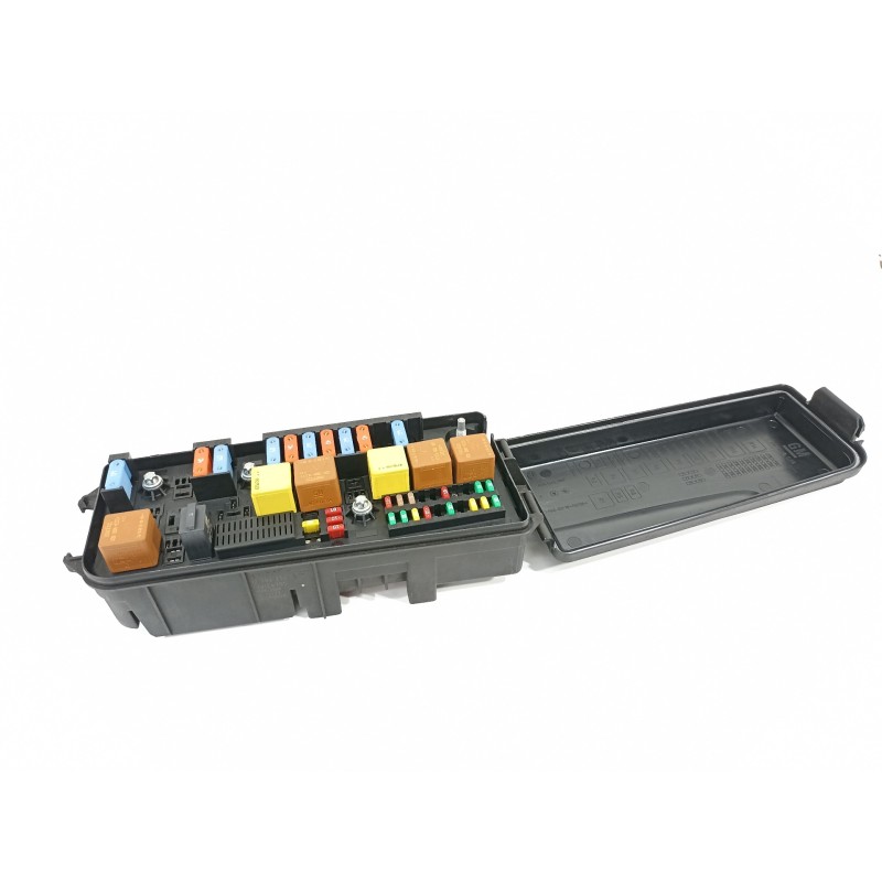 Recambio de caja reles / fusibles para saab 9-3 sport sedán linear sport referencia OEM IAM 519124705  
