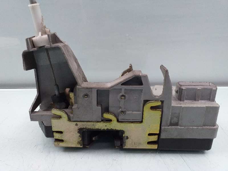 Recambio de cerradura puerta trasera derecha para peugeot 307 break / sw (s1) sw pack referencia OEM IAM 9138G0  