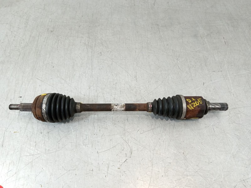 Recambio de transmision delantera izquierda para renault megane iii berlina 5 p bose edition referencia OEM IAM 8200725503  