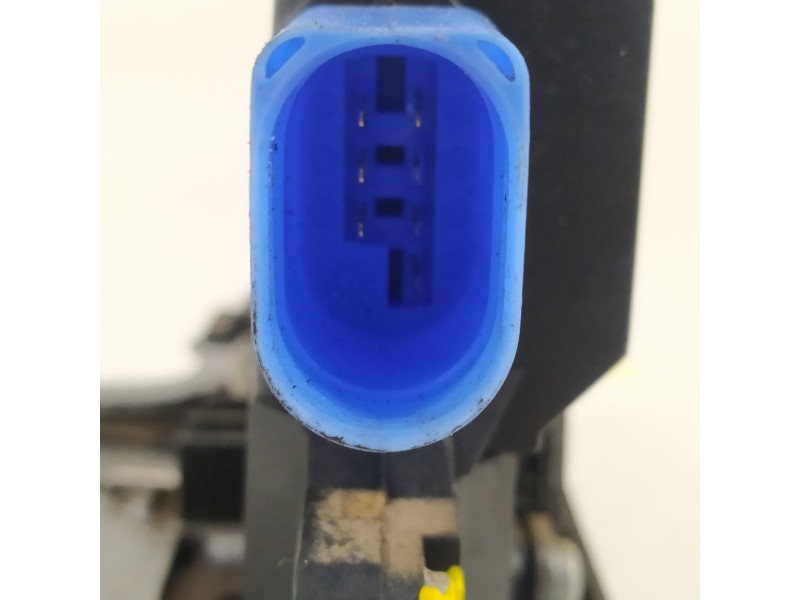 Recambio de cerradura puerta trasera derecha para volkswagen touran (1t3) advance bluemotion referencia OEM IAM 7L0839016H  