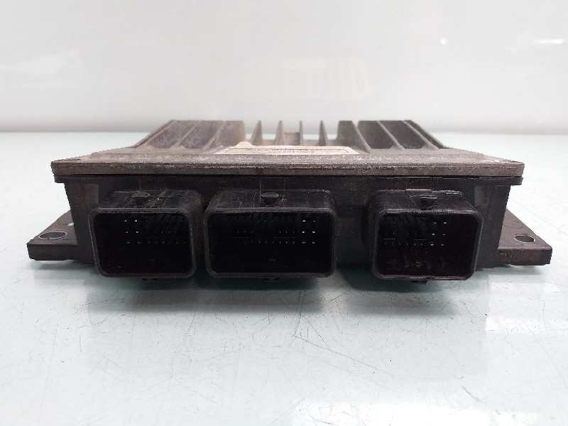 Recambio de centralita motor uce para renault kangoo (f/kc0) confort expression referencia OEM IAM 8200498185 8200469333 