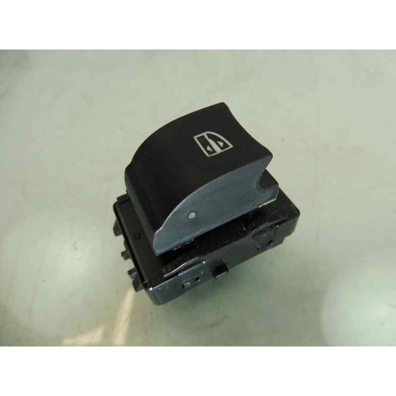 Recambio de mando elevalunas trasero izquierdo para renault scenic iii dynamique referencia OEM IAM 254010003R  